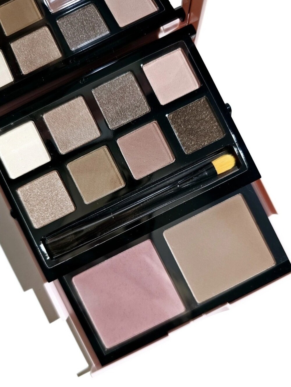 Bobbi Brown Easy Essential Eye & Cheek Palette New